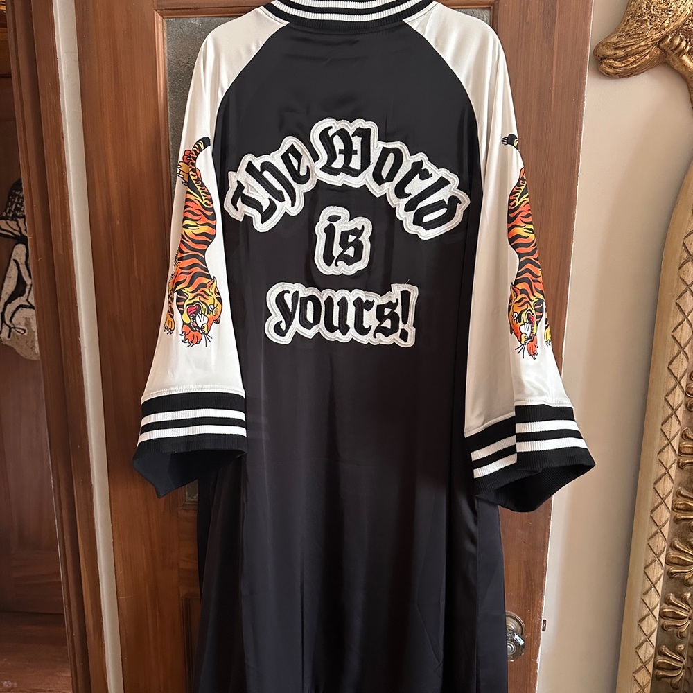 Dressed in LALA The World Is Yours! Black and White Graphic Long Jacket